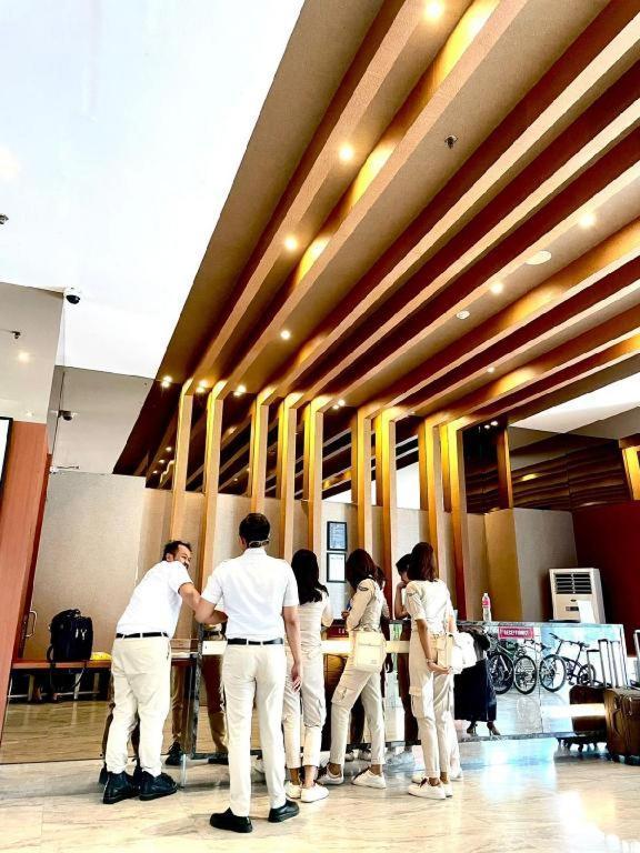 The Crew Hotel Kualanamu International Airport Medan Exteriér fotografie