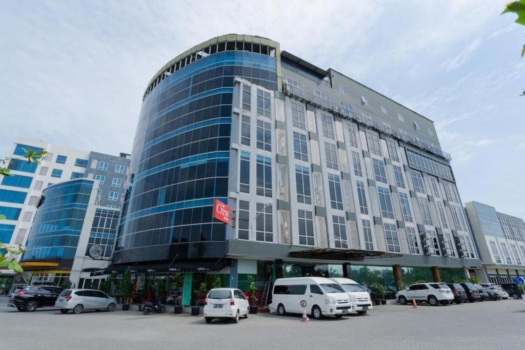 The Crew Hotel Kualanamu International Airport Medan Exteriér fotografie